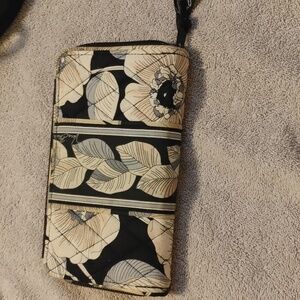 Vera Bradley zip Wallet.  Black And Tan Floral Print